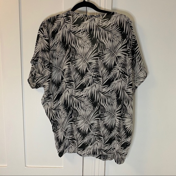 Tropical Tunic - Picture 3 of 5